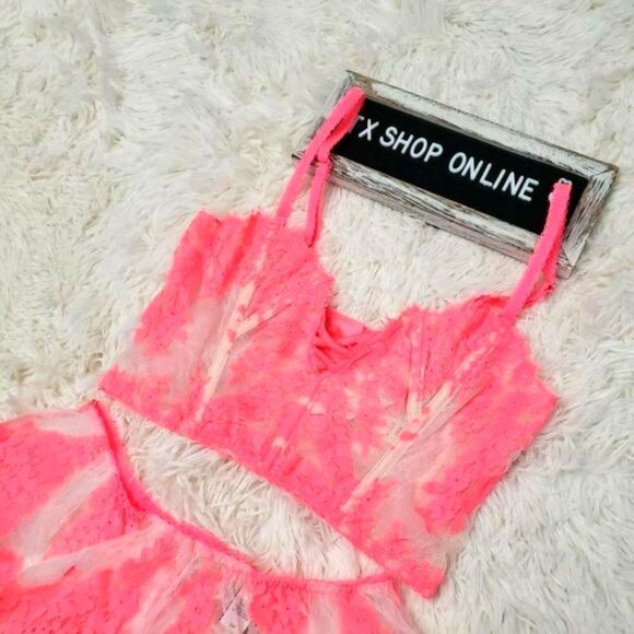 SMALL Victoria's Secret pink boho lace shortie & bralette Set NWT - Picture 7 of 10